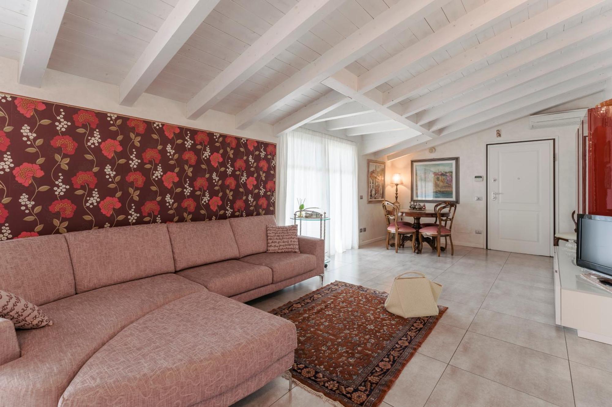 Matteotti Apartments 代森扎诺-德尔加达 外观 照片